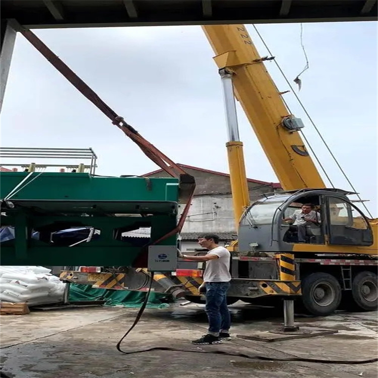 泰山大吨位吊车租赁应急保障方案|化解突发吊装需求难题